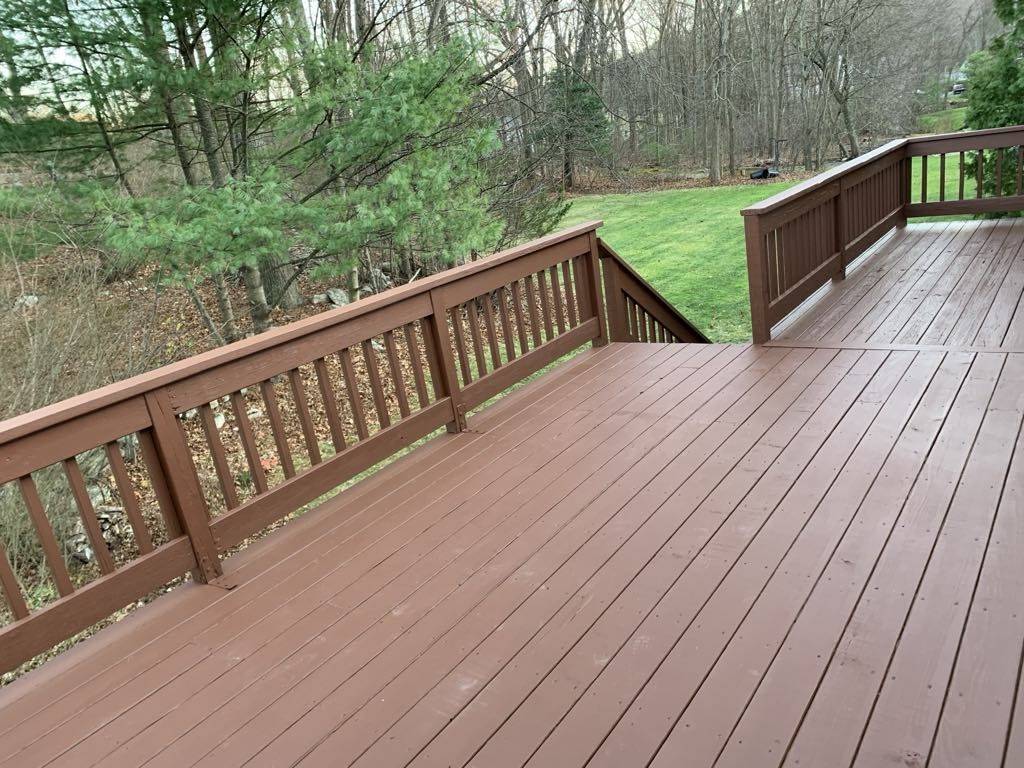 48 Badger Rd, Framingham, MA 01702