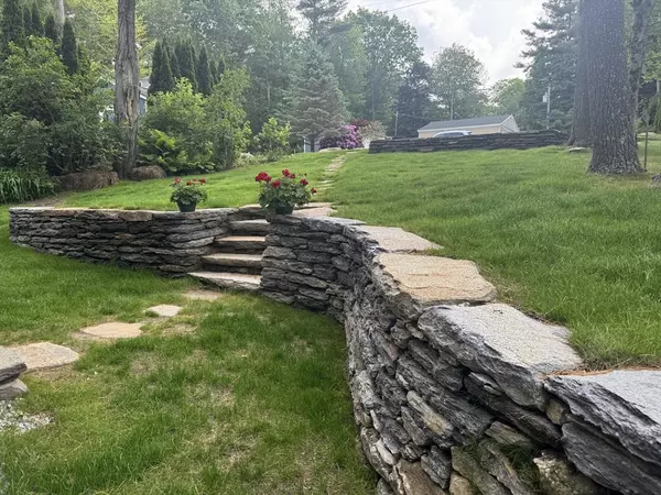 Otis, MA 01253,19 Pine Grove Ridge