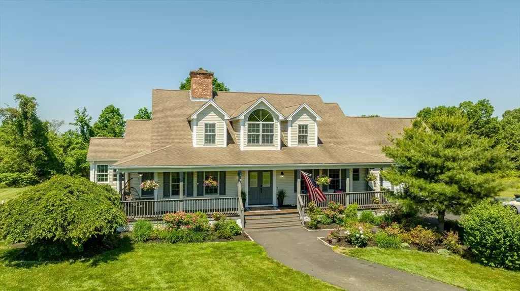 29 Bolles Rd, Wilbraham, MA 01095