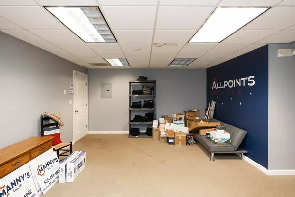 Auburn, MA 01501,203 Southbridge Street #3
