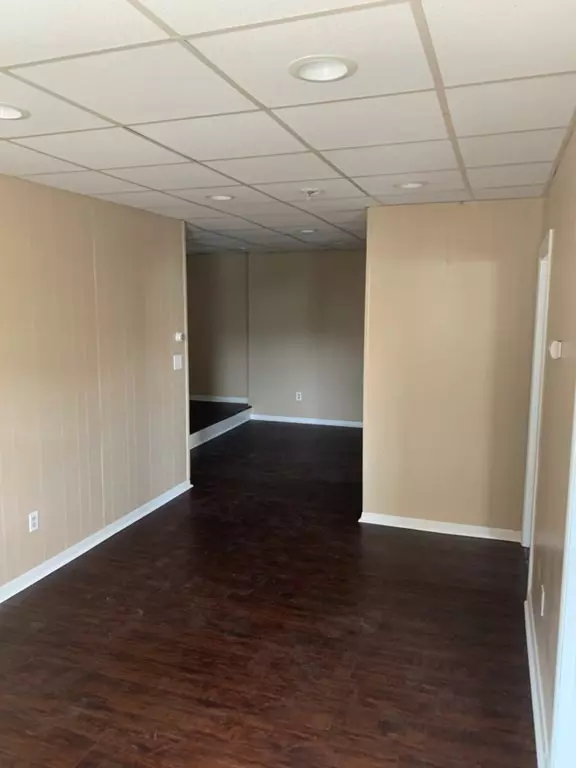 Everett, MA 02149,50 Plymouth #1