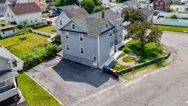 Lowell, MA 01854,275-277 White Street