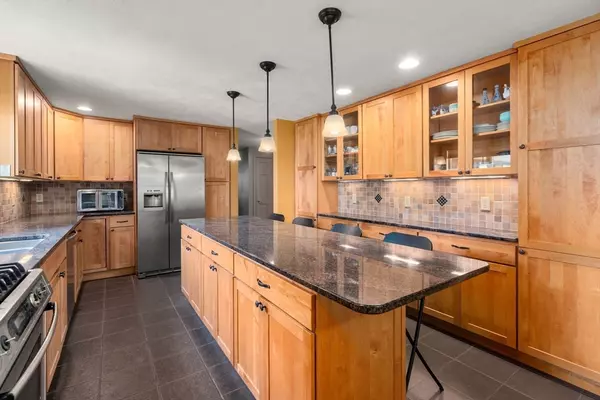 Acton, MA 01720,17 Northbriar Rd