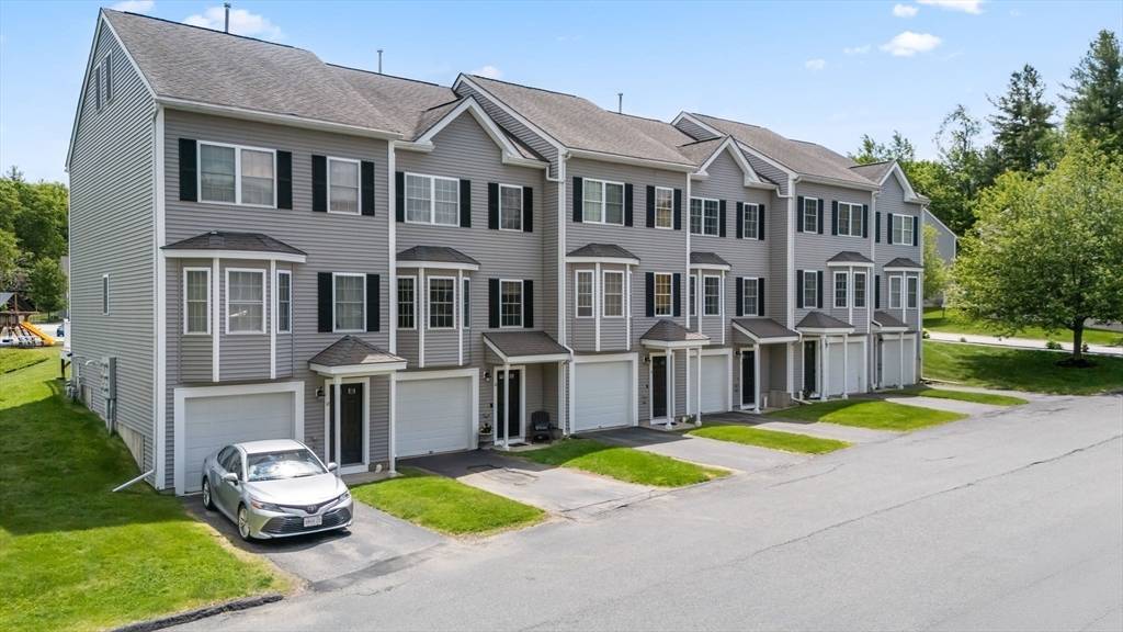 Worcester, MA 01606,10 Sprucewood Ln #10