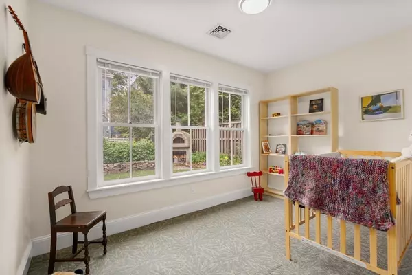 Brookline, MA 02445,37 Waverly #37