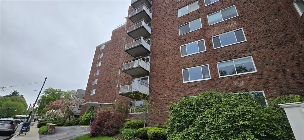 14 Concord Ave #312, Cambridge, MA 02138