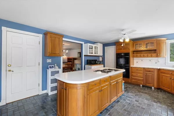 Royalston, MA 01368,40 N Fitzwilliam Rd