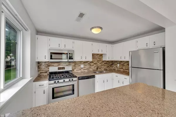 Chelmsford, MA 01824,360 Littleton #D1