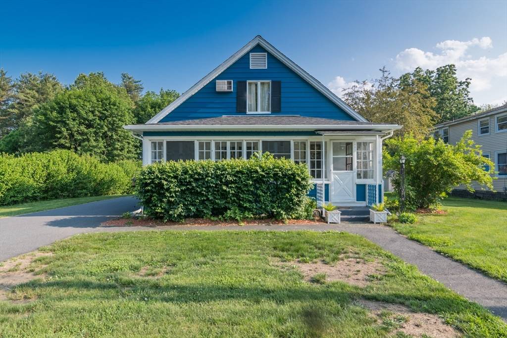 98 Turnpike Rd, Montague, MA 01376