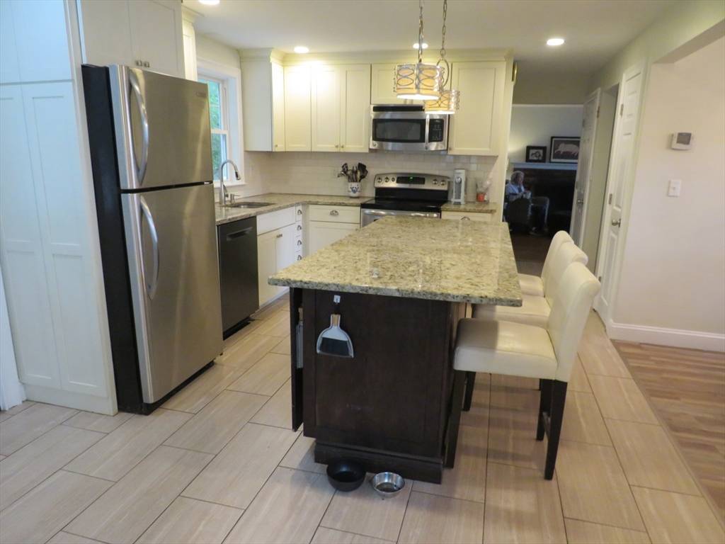 Canton, MA 02021,46 Kenney Street #1