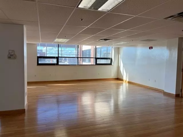 119 Braintree #604, Boston, MA 02134