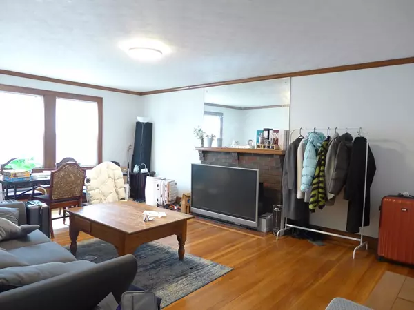 22 Radnor Rd #1, Boston, MA 02135