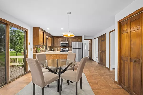 Northborough, MA 01532,12 Lanthorn Rd