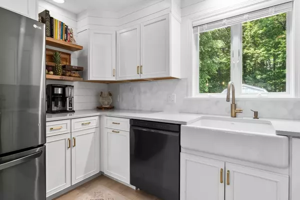 Billerica, MA 01821,27 Harnden Rd