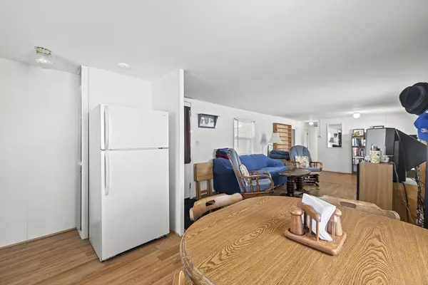 Wareham, MA 02558,49 Kins Court
