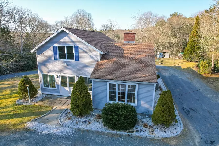 240 Oak St, Barnstable, MA 02668