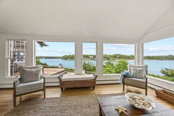 Orleans, MA 02653,5 Kidd Way