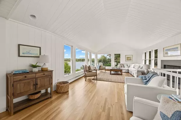 Orleans, MA 02653,5 Kidd Way