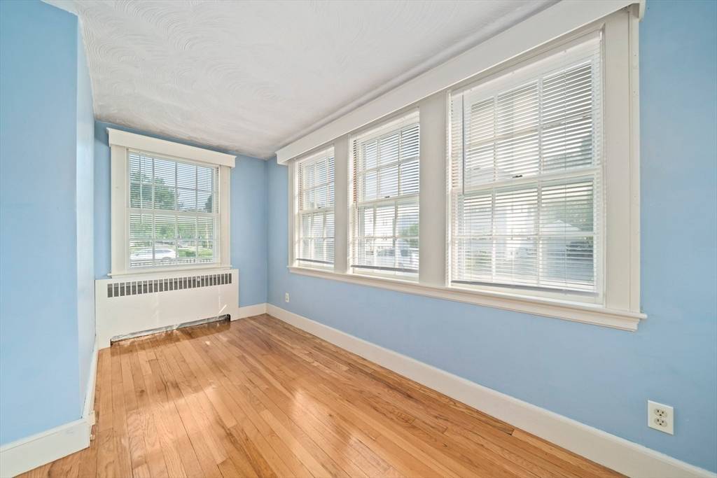 Boston, MA 02132,3 Celia Rd