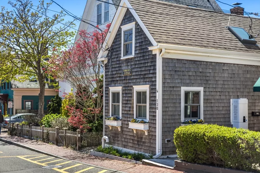 130 Commercial Street, Provincetown, MA 02657