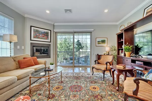 Canton, MA 02021,59 Walpole Street #202