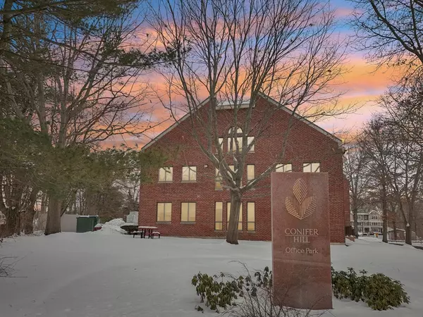 Danvers, MA 01923,100 Conifer Hill Drive #513/514