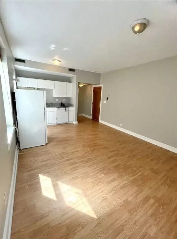 Boston, MA 02134,1419 Commonwealth Ave #302