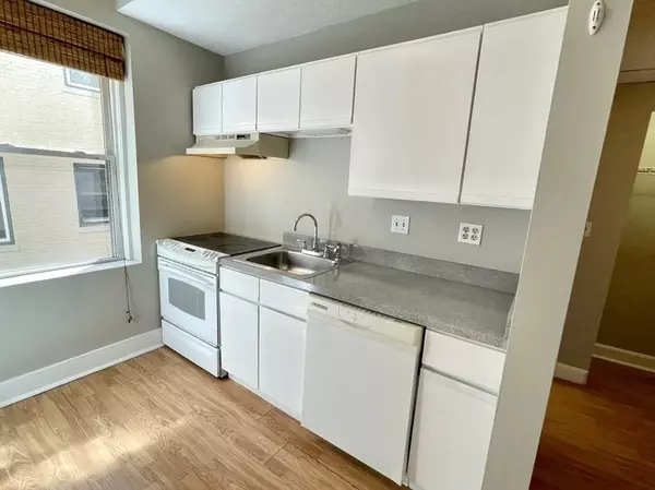 Boston, MA 02134,1419 Commonwealth Ave #302