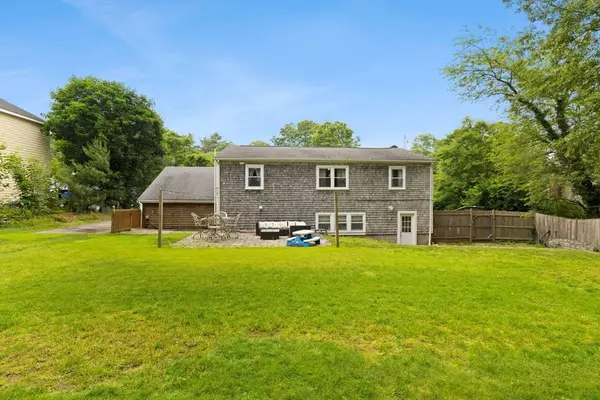 Pembroke, MA 02359,15 Greenwood Ave