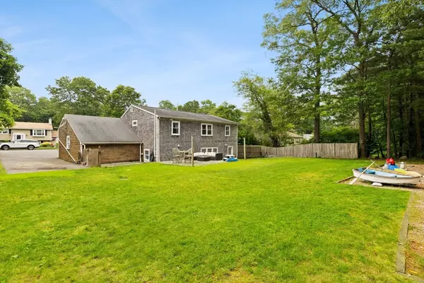 Pembroke, MA 02359,15 Greenwood Ave