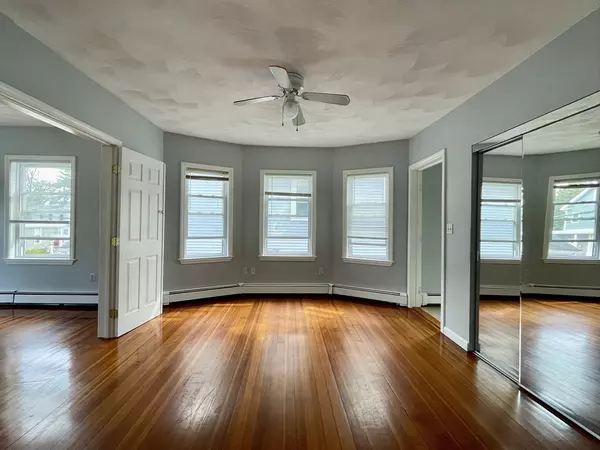 Waltham, MA 02453,59 South St #2