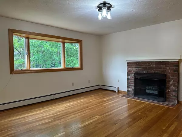 Boston, MA 02132,15 Curlew Street