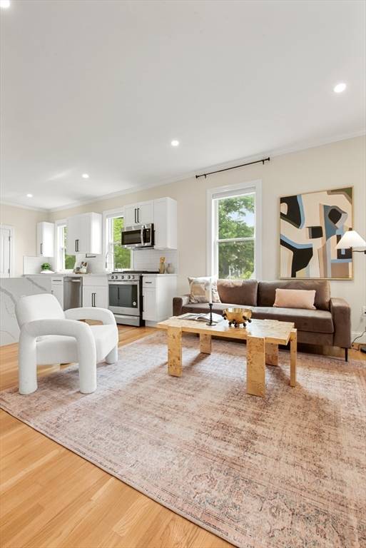 Boston, MA 02131,34 Leniston St. #2