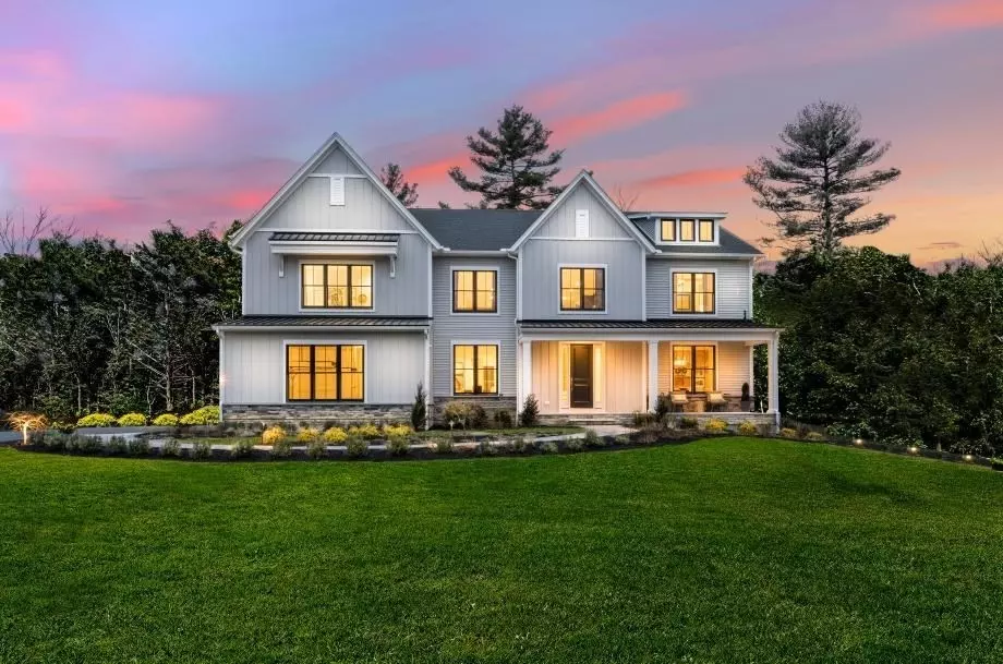 Hopkinton, MA 01748,5 Myrtle Ave #0002