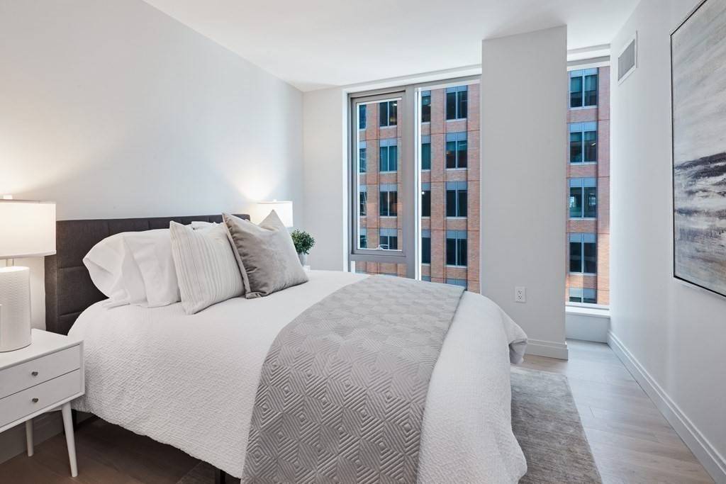 Boston, MA 02210,135 Seaport Blvd #908