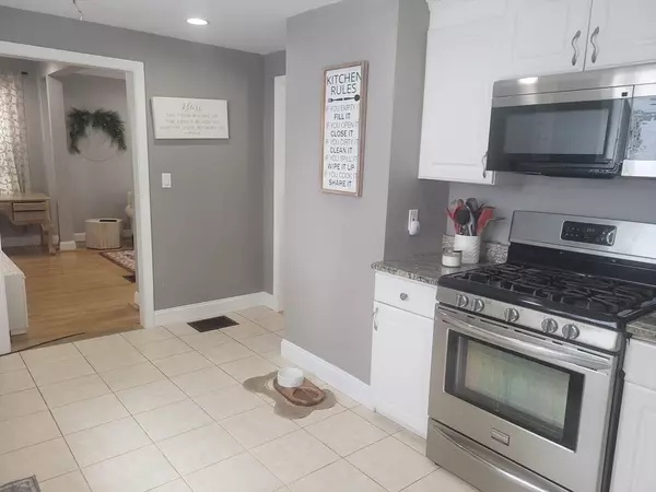 Malden, MA 02148,1135 Salem