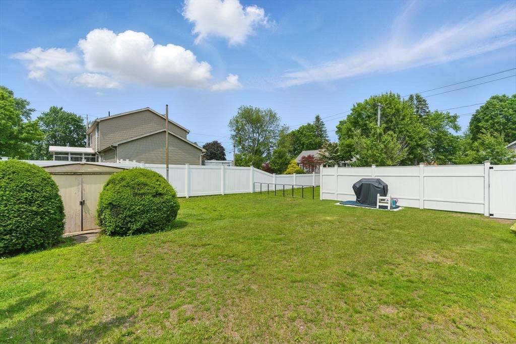Chicopee, MA 01020,80 Frontenac St