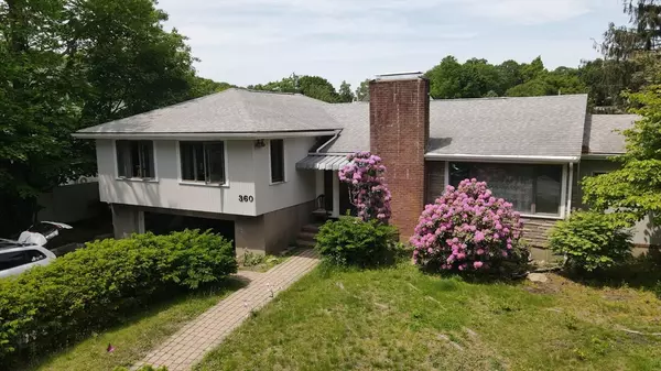 360 Brookline St, Newton, MA 02459