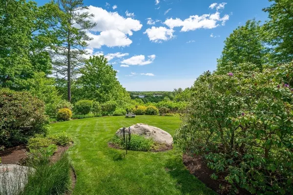 Manchester, MA 01944,13 Hickory Hill Road