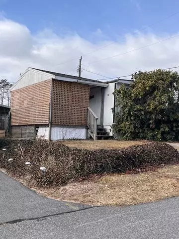 Mashpee, MA 02649,300 Nathan Ellis Highway #50