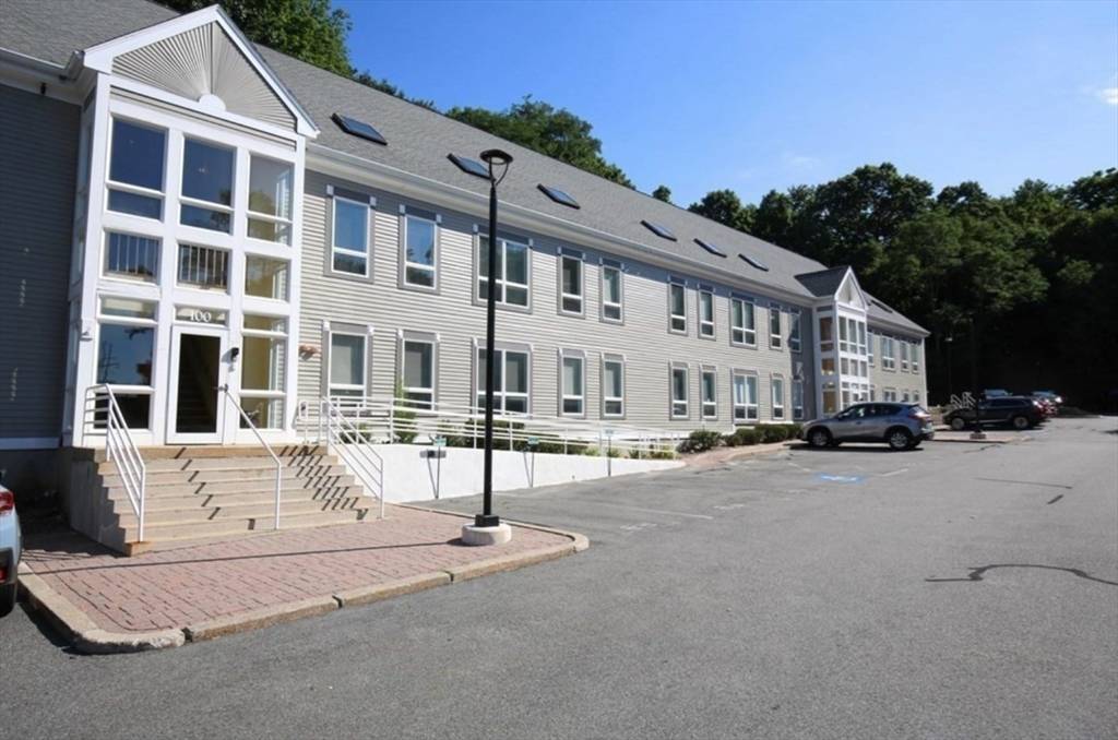 Danvers, MA 01923,491 Maple Street #109 &110