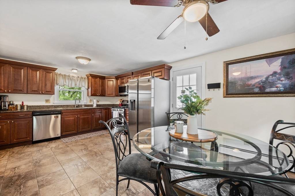 Haverhill, MA 01835,31 S Riverview St