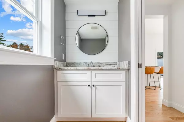 Rockland, MA 02370,19 Pat Rose Way