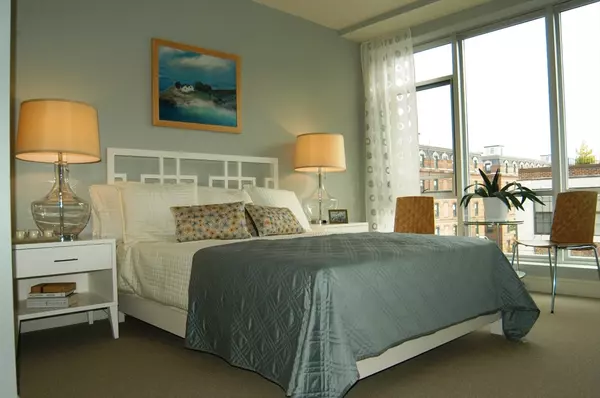 Boston, MA 02118,700 Harrison Avenue #404