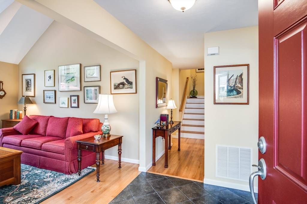 Plymouth, MA 02360,11 Alice Mullens Way #11