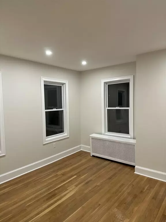 Boston, MA 02122,7 Elm St #2