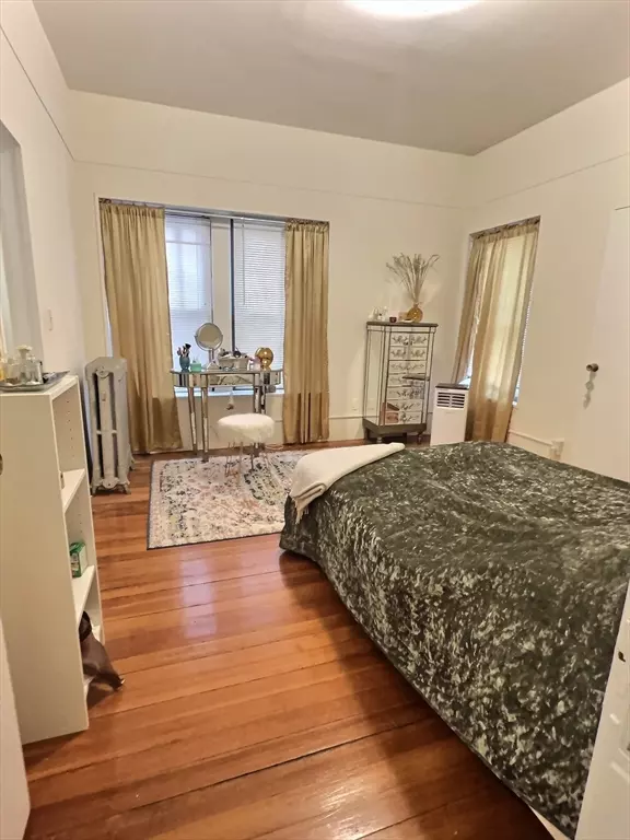 Brookline, MA 02446,1382 Beacon #4