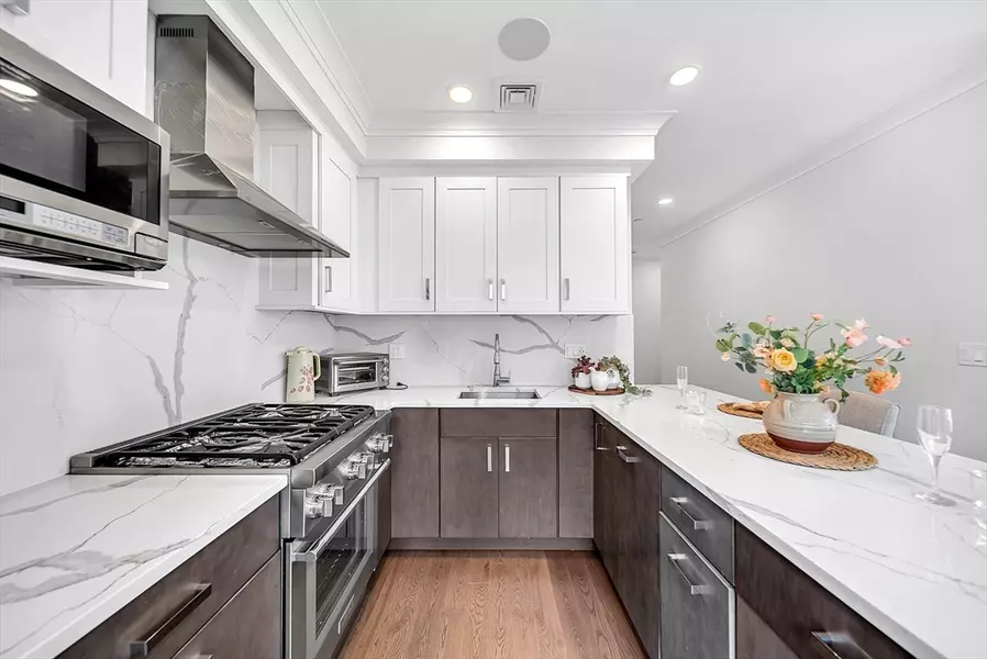 10 Sydney St #7, Boston, MA 02125
