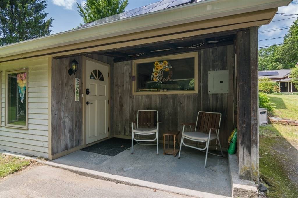 Greenfield, MA 01301,283 Chapman Street