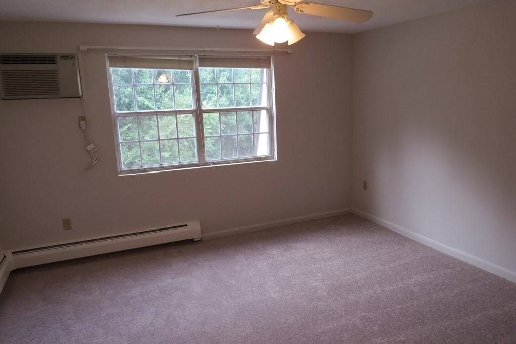 Shrewsbury, MA 01545,4 Williamsburg Court #24